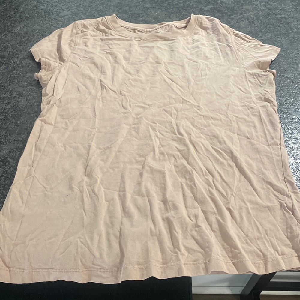 Nude tee